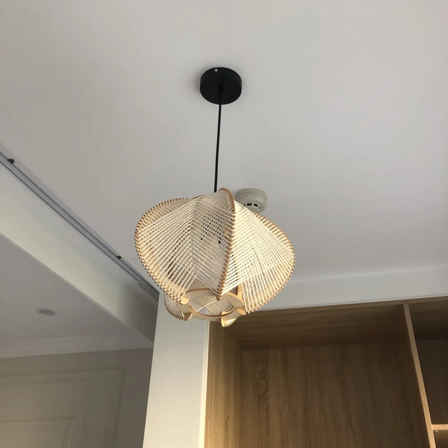 Handgefertigte Pendelleuchte aus Holz | Lignum