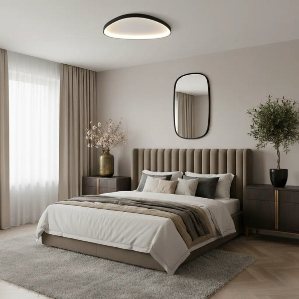 Skandinavische Deckenlampe, weiß und schwarz | Lysrum