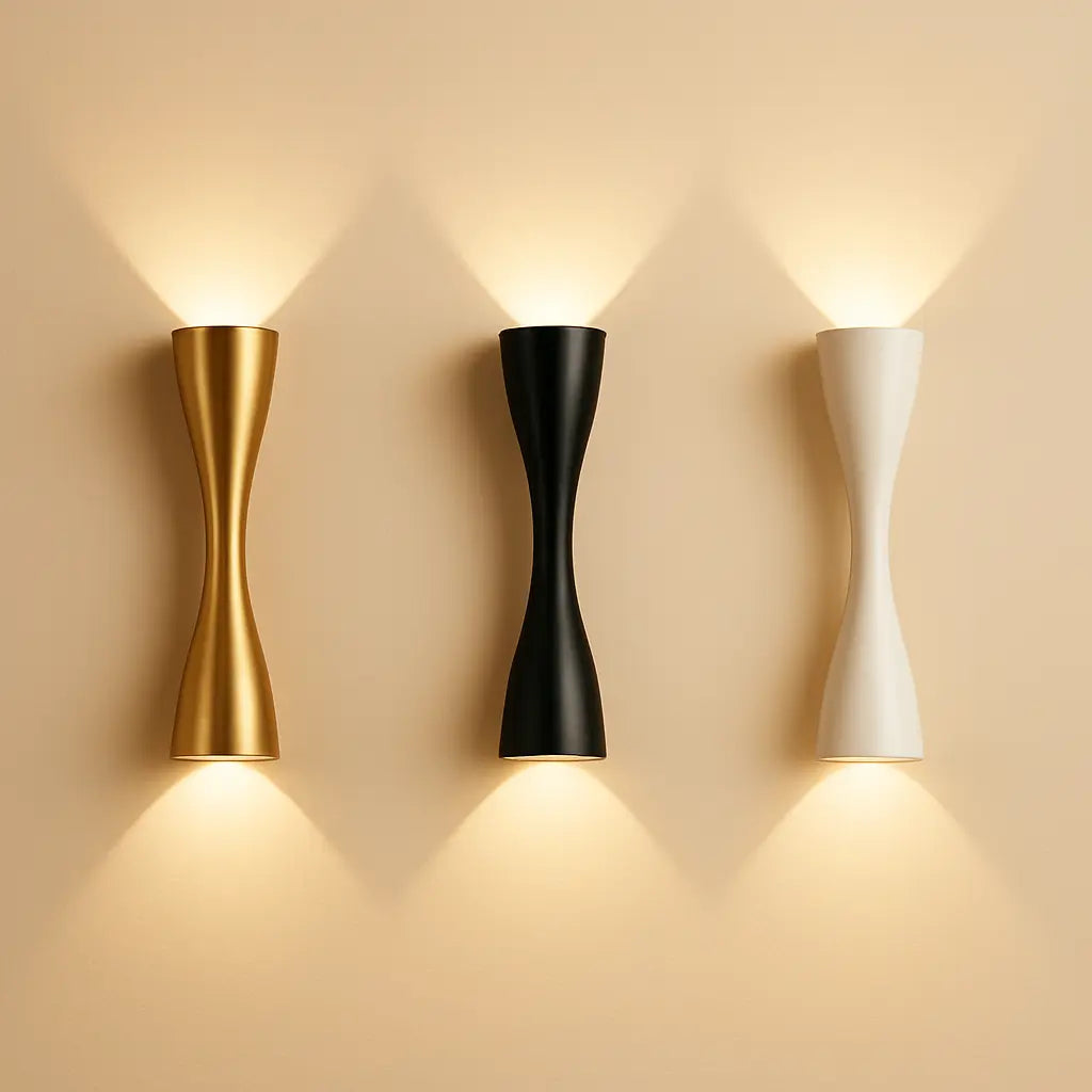 Wandleuchte Wohnzimmer, Lamellenwand | Aurum